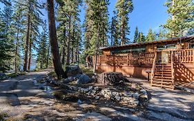 Kit Carson Lodge
